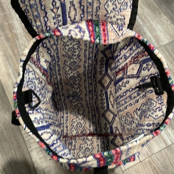 Woven tribal print backpack - Picture 5 of 7